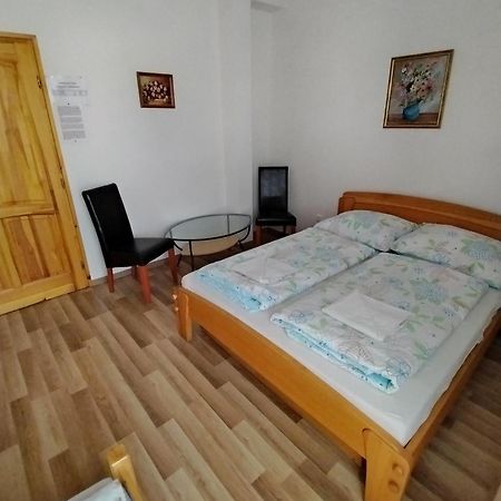 Akácliget Vendégház és Major Ofeherto Kültér fotó